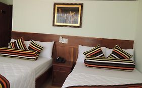 Art Deluxe Hotel