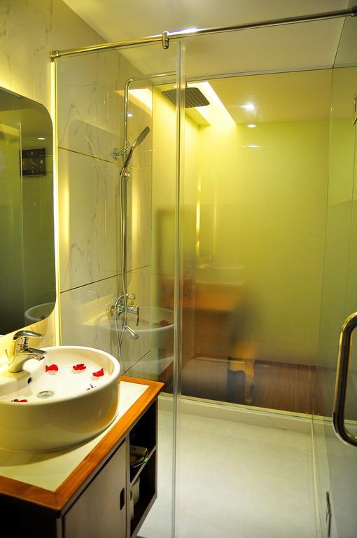 Art Deluxe Hotel Nha Trang Room photo