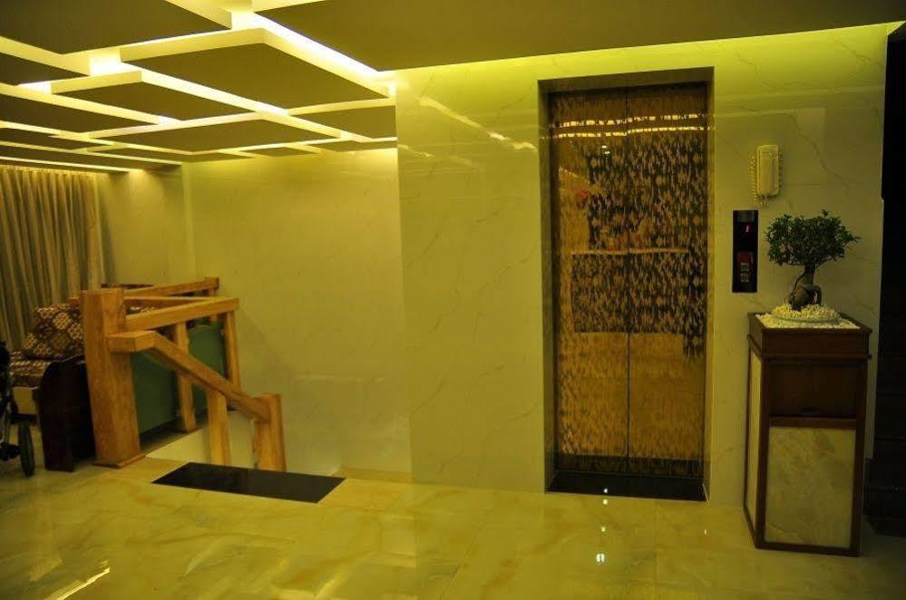 Art Deluxe Hotel Nha Trang Exterior photo